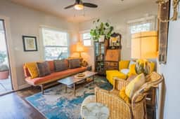 1930 Bungalow • Central Phoenix • Walk to Tacos - Image 3