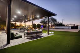 THE DESERT DIAMOND - Image 2