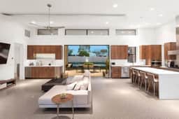 THE LAUREL OF SCOTTSDALE - Image 4