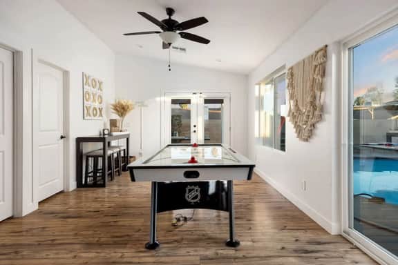 5BR Scottsdale Luxury Pool Home w Hot Tub - Image 2