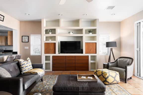 THE OLD TOWN CLASSIC - Image 5