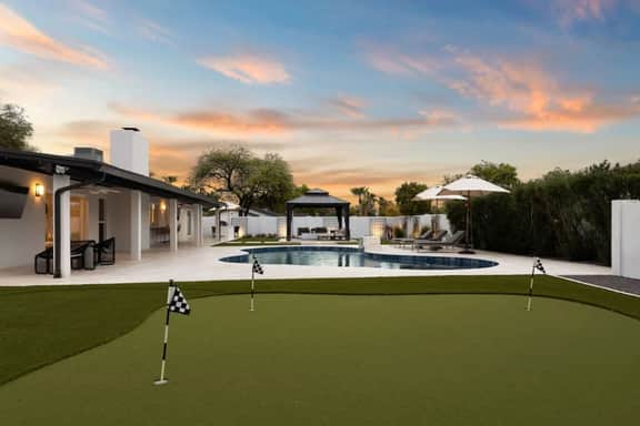 THE SCOTTSDALE CLUBHOUSE - Image 3