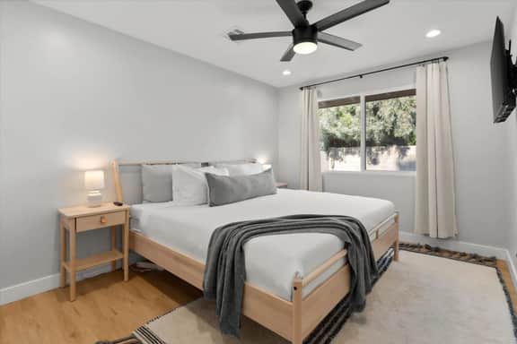 THE TWIN PALMS RETREAT - Image 3