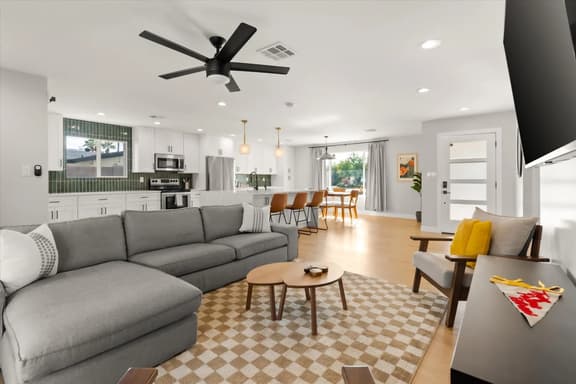THE TWIN PALMS RETREAT - Image 1
